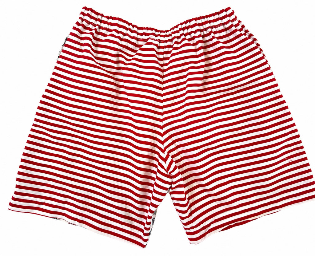 Men’s. Set two pieces, shirt + shorts. Medium size. White, red and white lines pattern.