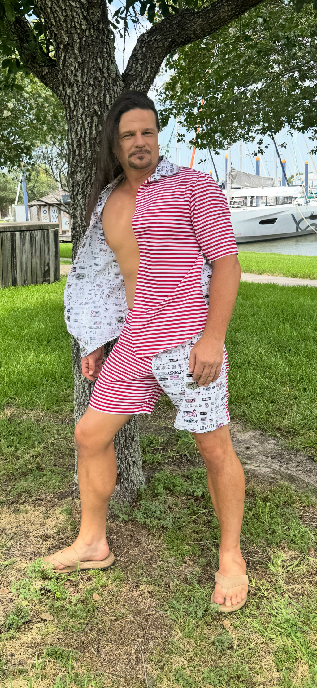 Men’s. Set two pieces, shirt + shorts. Medium size. White, red and white lines pattern.