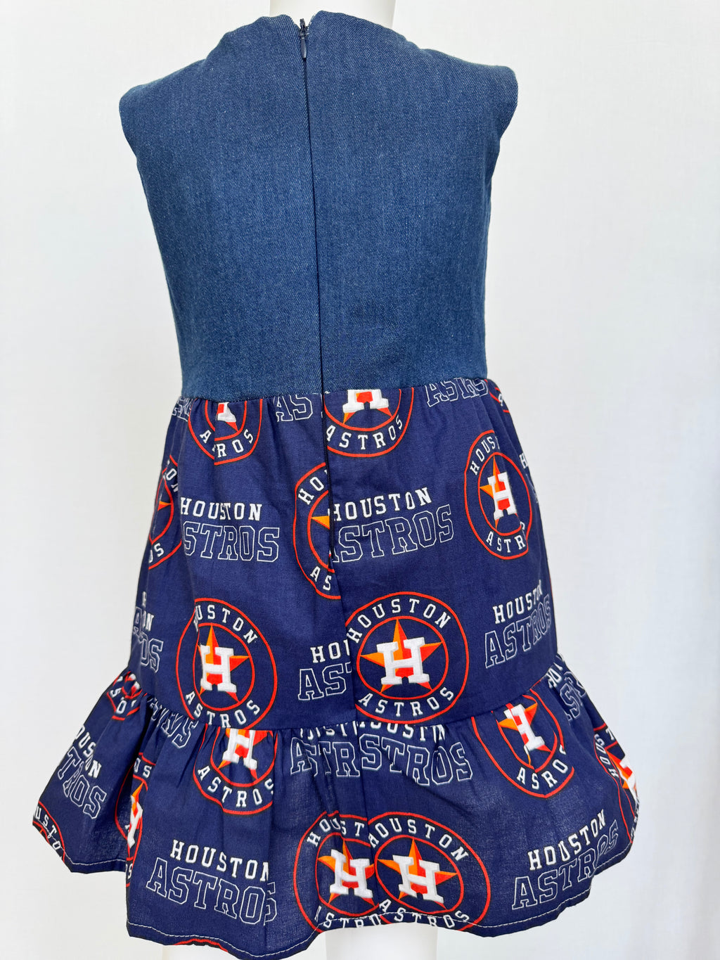 Houston Astros dress. Beautiful kids dress. New. Handmade by BeasFashions. Comfortable and lightweight material.