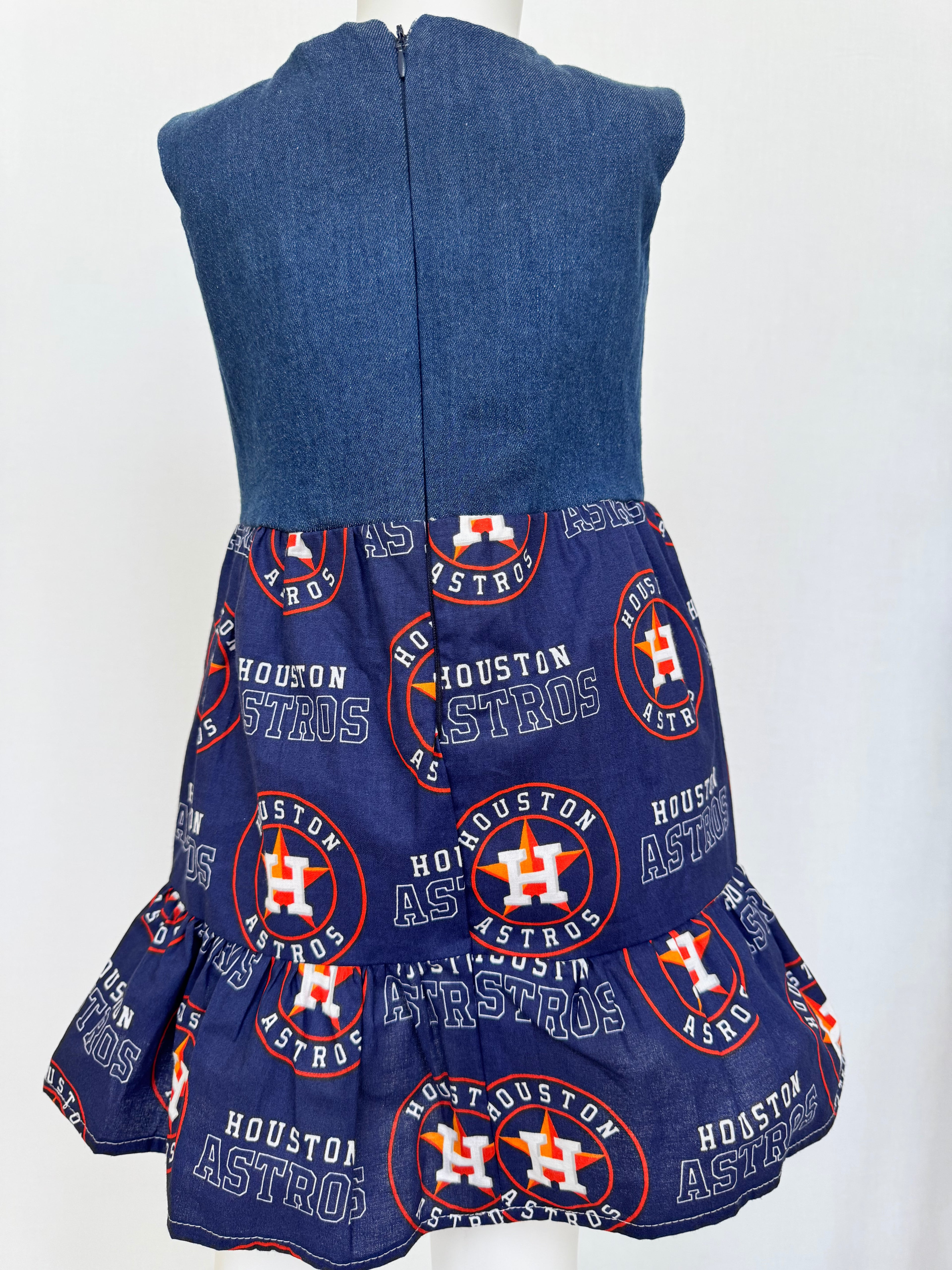 Houston Astros dress. Beautiful kids dress. New. Handmade by BeasFashions. Comfortable and lightweight material.