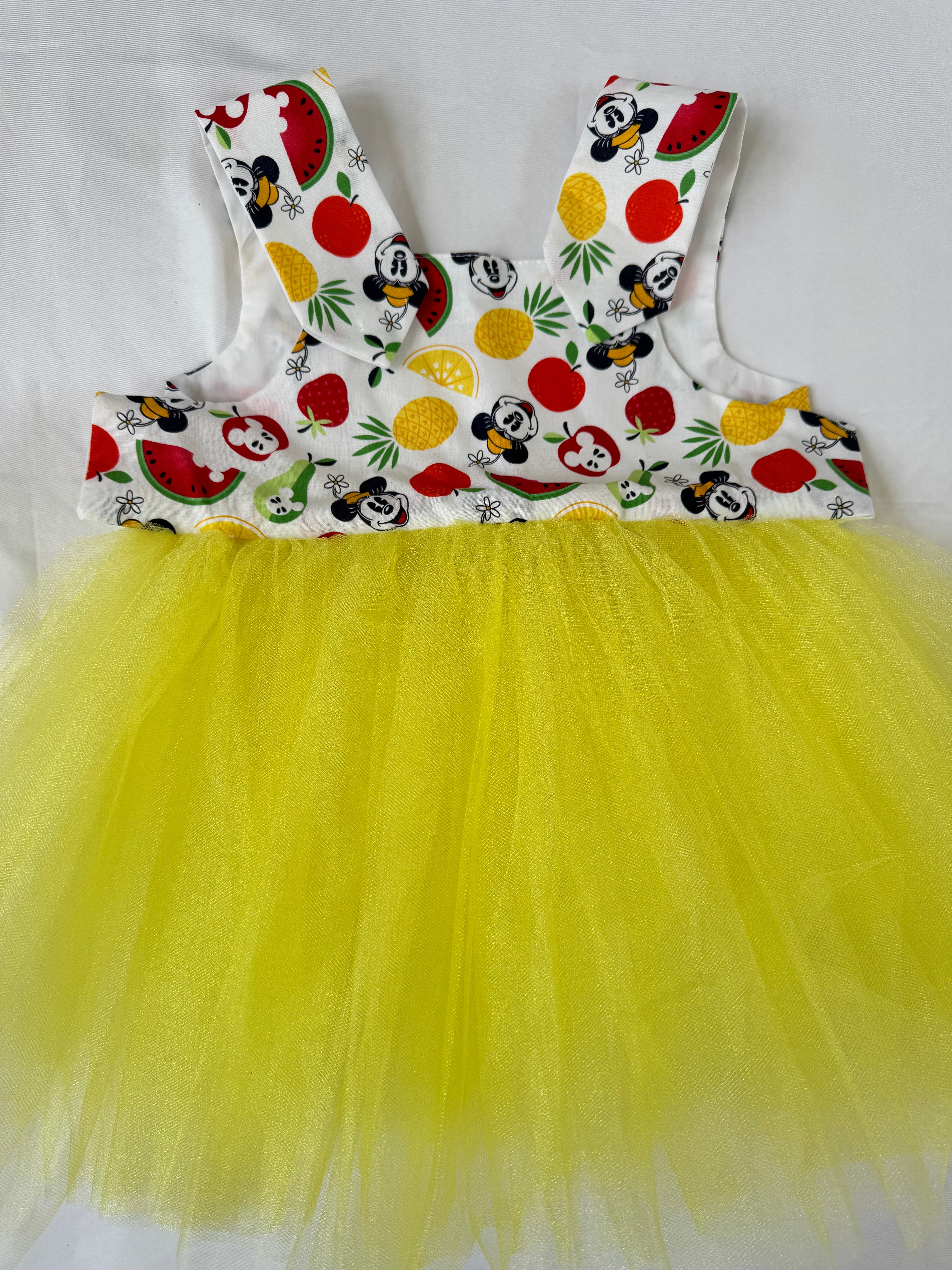 Beautiful baby dress. Size: 1 - 6 years.New. Handmade by BeasFashions. Comfortable and lightweight material. Styles: red, blue and yellow.