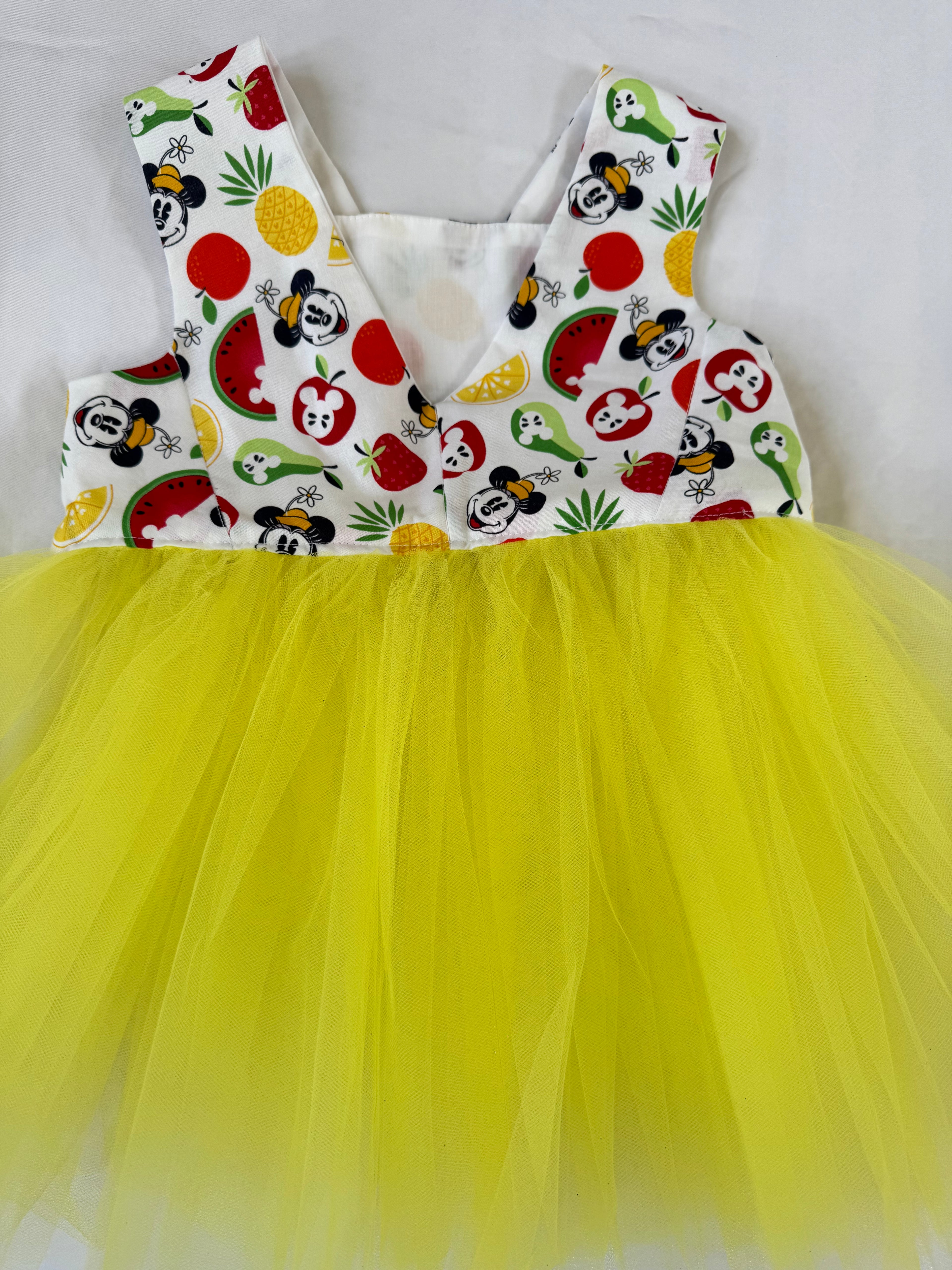 Beautiful baby dress. Size: 1 - 6 years.New. Handmade by BeasFashions. Comfortable and lightweight material. Styles: red, blue and yellow.